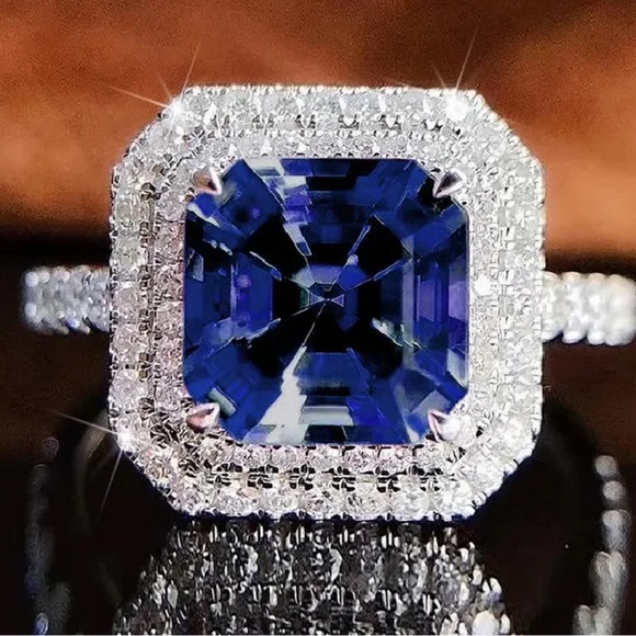 NEW. COTRINE WEDDING RING  Sz.10 - Picture 2 of 5